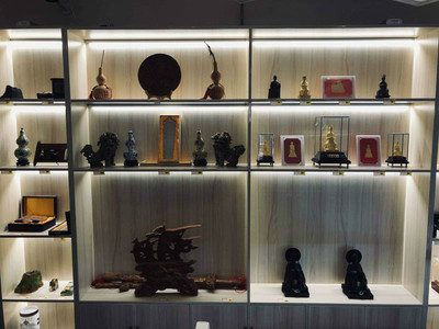 特色文創產品讓泰山文化“活”起來——箱包皮具篇